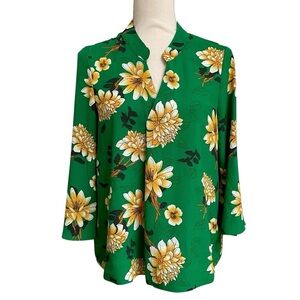 Carolina Belle Montreal Green Floral V-Neck Blouse Small 3/4 Sleeve Top